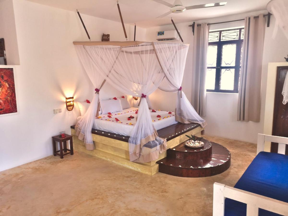 Moonshine Villa Hotel بواني ماكهانجاني المظهر الخارجي الصورة